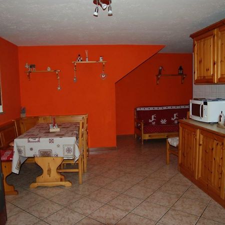 Casa Vacanza In Centro A ลาซัลเล ภายนอก รูปภาพ